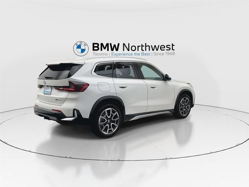 New 2026 BMW X1 xDrive28i w/ Technology Package AWD/4WD image 3