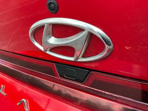 Used 2021 Hyundai Elantra SEL FWD image 18
