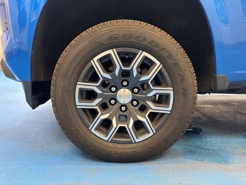 Certified 2023 Chevrolet Colorado LT w/ LT Convenience Package III image 15