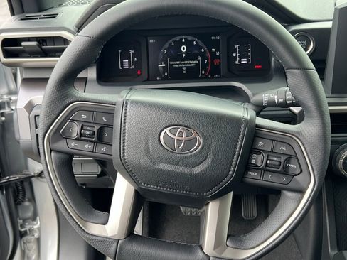 New 2026 Toyota 4Runner SR5 image 14