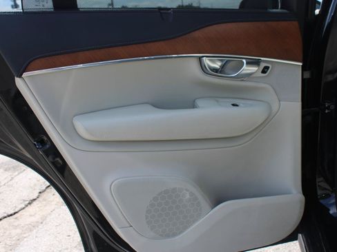 Used 2019 Volvo XC90 T6 Inscription w/ Protection Package Premier AWD/4WD image 38