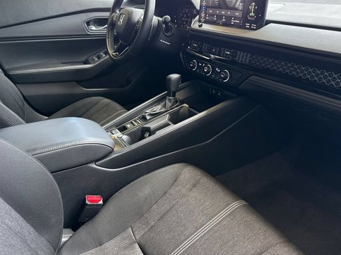 Used 2023 Honda Accord Sport image 15