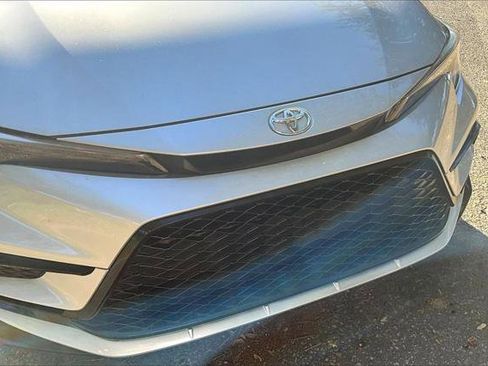 Certified 2024 Toyota Corolla SE image 30