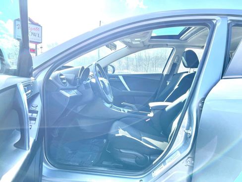 Used 2012 MAZDA MAZDA3 s Touring image 15
