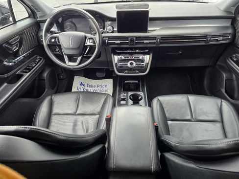 Used 2022 Lincoln Corsair AWD w/ Premium Package image 20