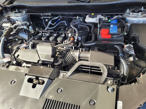 Certified 2025 Honda CR-V EX image 9