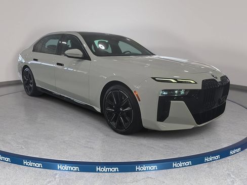 Certified 2023 BMW 740i w/ Parking Assistance Package RWD image 3