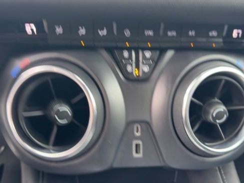 Used 2022 Chevrolet Blazer LT image 17