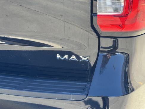 Used 2024 Ford Expedition Max XLT image 7