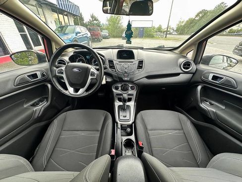 Used 2015 Ford Fiesta SE image 14