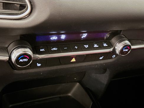 Used 2025 MAZDA CX-30 AWD 2.5 S w/ Preferred Package image 24