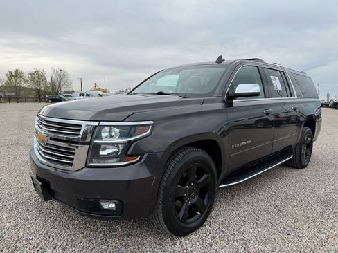 Used 2018 Chevrolet Suburban Premier AWD/4WD image 4