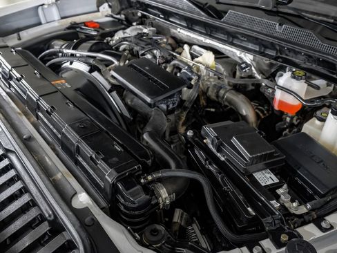 Used 2024 Chevrolet Silverado 2500 LT w/ Safety Package image 49