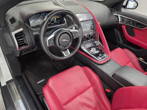 Used 2021 Jaguar F-TYPE Convertible image 9