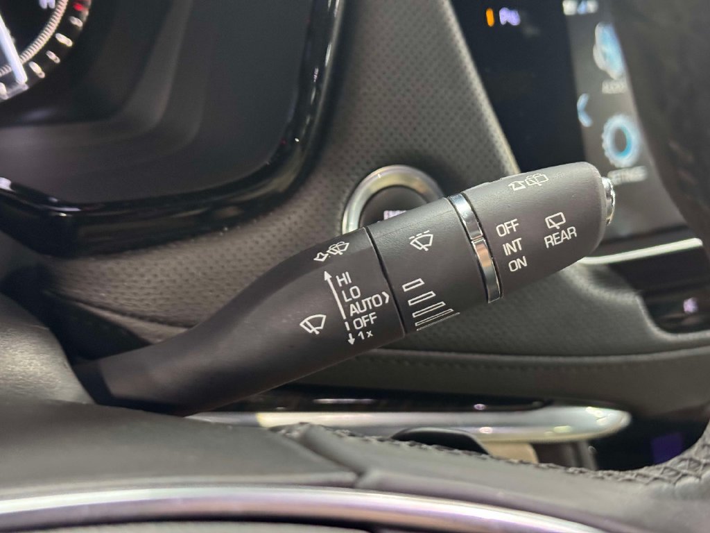 Used 2018 Cadillac XT5 FWD image 27
