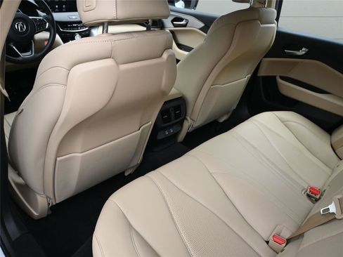 Certified 2025 Acura TLX w/ Technology Package image 13