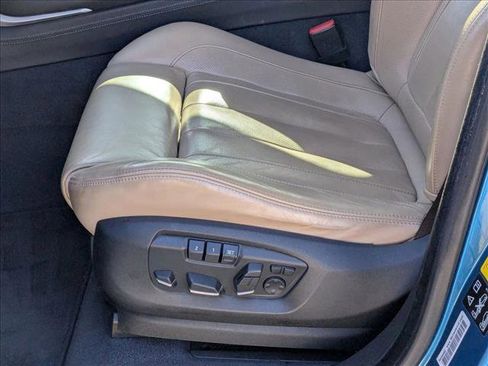 Used 2017 BMW X6 M image 18
