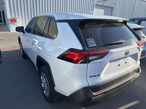 Used 2025 Toyota RAV4 LE image 9