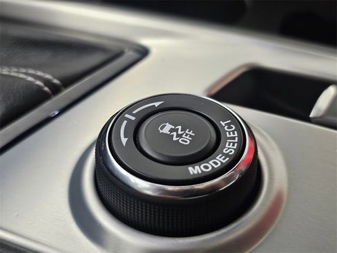 Used 2019 Chevrolet Corvette Grand Sport w/ Grand Sport Heritage Package image 27