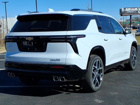 New 2026 Chevrolet Traverse High Country w/ LPO, Floor Liner Package FWD image 42