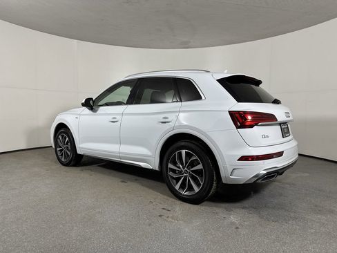 Used 2023 Audi Q5 2.0T Premium w/ Convenience Package image 31
