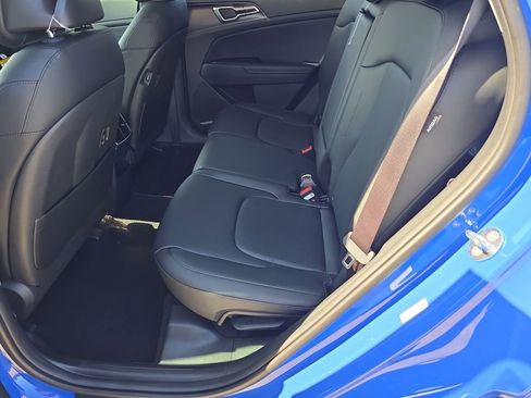 New 2026 Kia Sportage EX FWD image 17