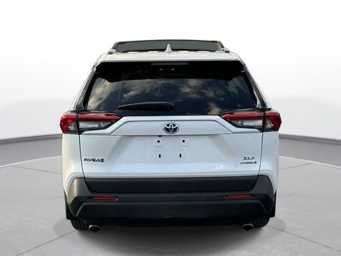 Certified 2024 Toyota RAV4 XLE Premium image 6
