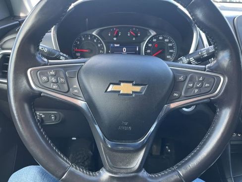 Used 2021 Chevrolet Equinox LT image 23