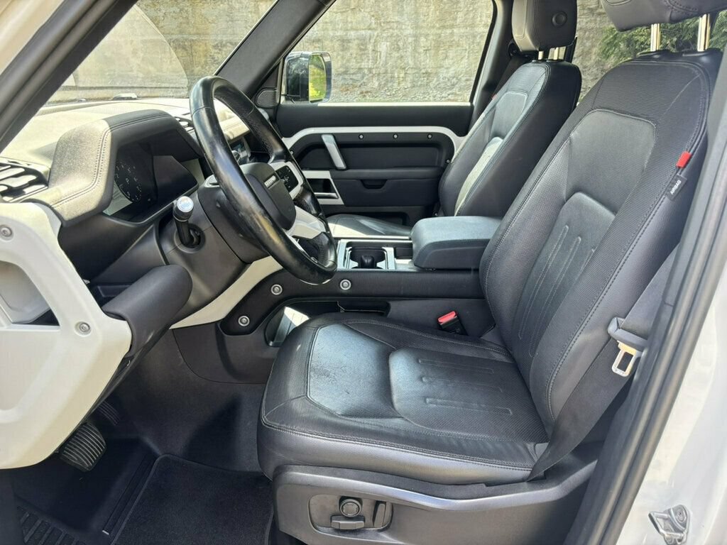 Used 2022 Land Rover Defender 110 X-Dynamic SE AWD/4WD image 9