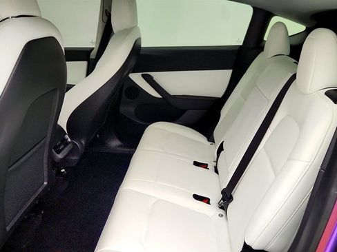 Used 2021 Tesla Model Y Performance AWD/4WD image 24