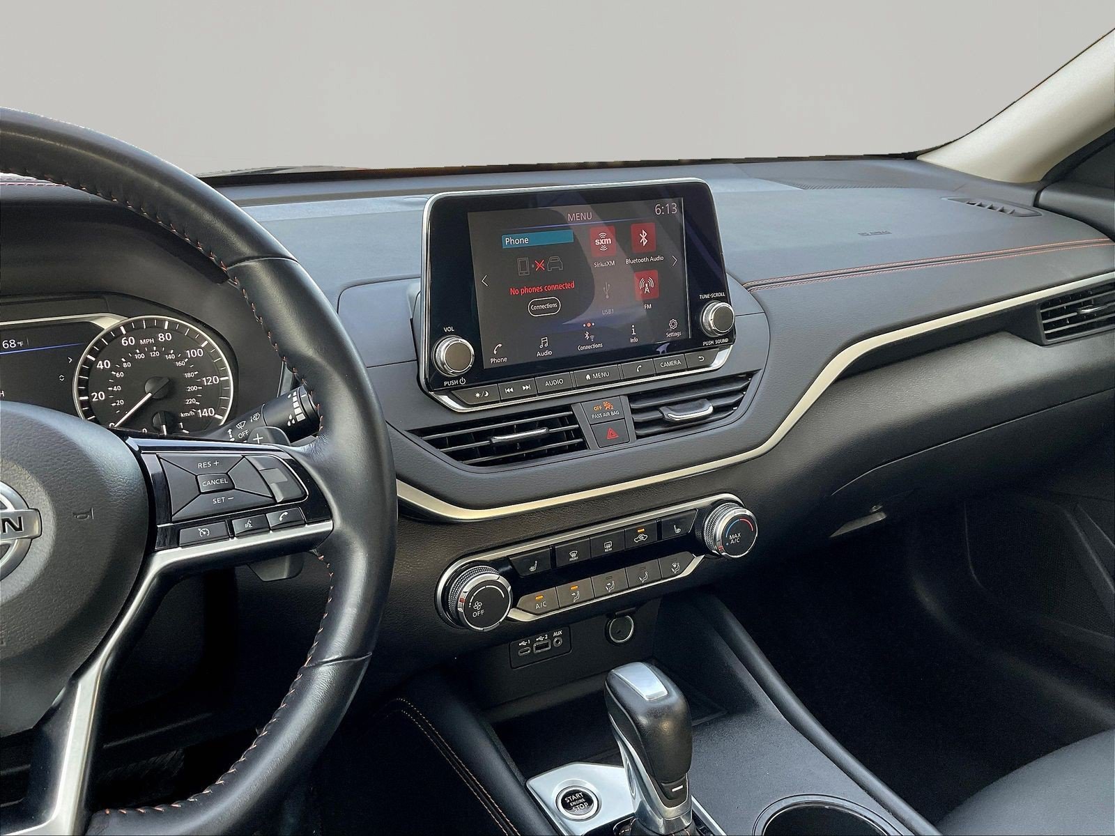 Used 2019 Nissan Altima 2.5 SR w/ SR Premium Package AWD/4WD image 9