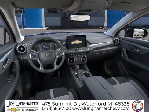 New 2026 Chevrolet Blazer LT w/ Convenience Package FWD image 17