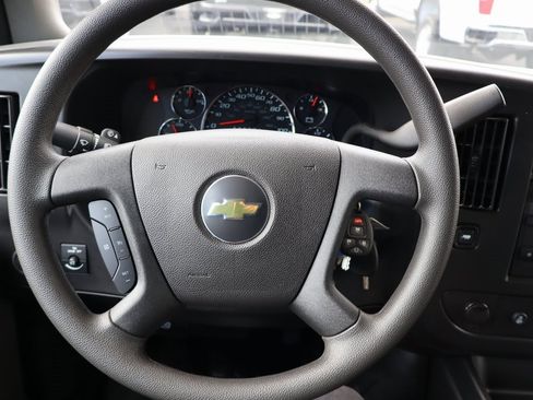 New 2025 Chevrolet Express 2500 w/ Driver Convenience Package image 8