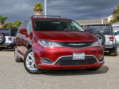 Used 2018 Chrysler Pacifica Touring Plus w/ Tire & Wheel Group