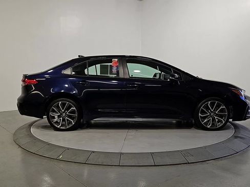 Used 2021 Toyota Corolla SE w/ SE Premium Package FWD image 7