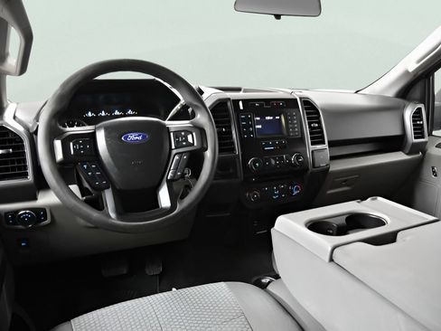 Used 2018 Ford F150 XLT RWD image 31