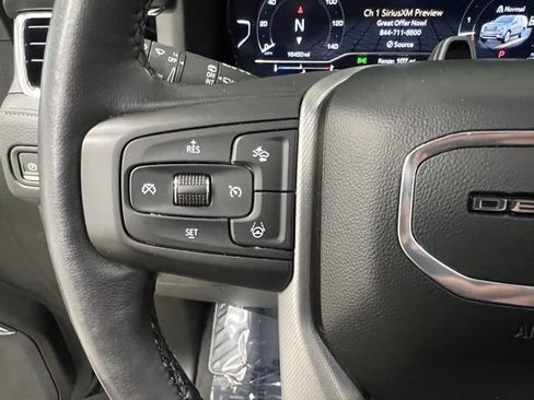 Used 2023 GMC Yukon Denali image 27