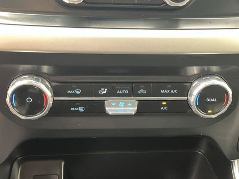 Certified 2023 Ford F150 XLT AWD/4WD image 21