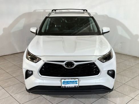 Used 2023 Toyota Highlander XLE image 20