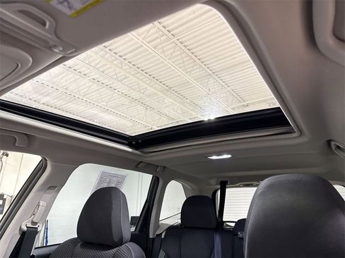 Used 2022 Subaru Forester Premium image 19