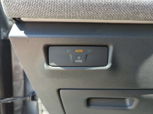 New 2026 Volkswagen Tiguan S AWD/4WD image 33