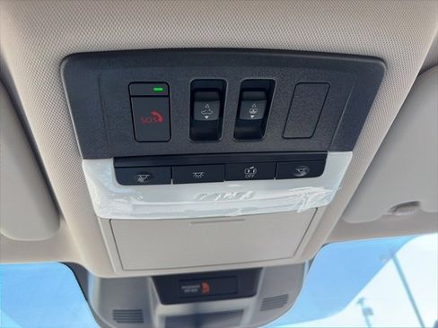 New 2026 Nissan Rogue SV image 25