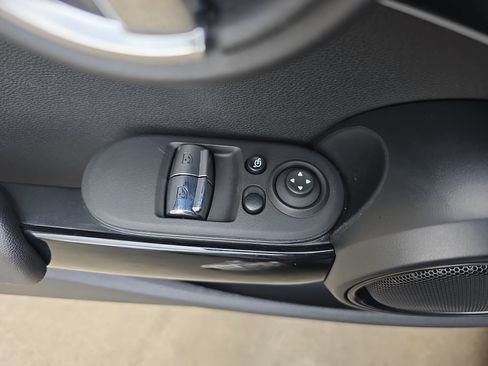 Used 2023 MINI Cooper SE FWD image 27