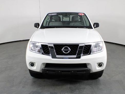 Certified 2019 Nissan Frontier SV image 10