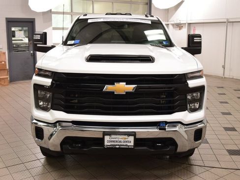 Used 2024 Chevrolet Silverado 3500 W/T w/ WT Convenience Package AWD/4WD image 2