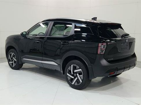 Certified 2026 Nissan Kicks SV FWD image 6
