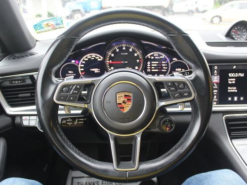 Used 2018 Porsche Panamera 4S AWD/4WD image 6
