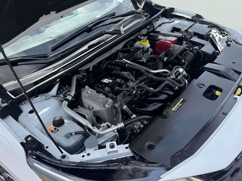 Used 2024 Nissan Sentra SR w/ SR Premium Package FWD image 64