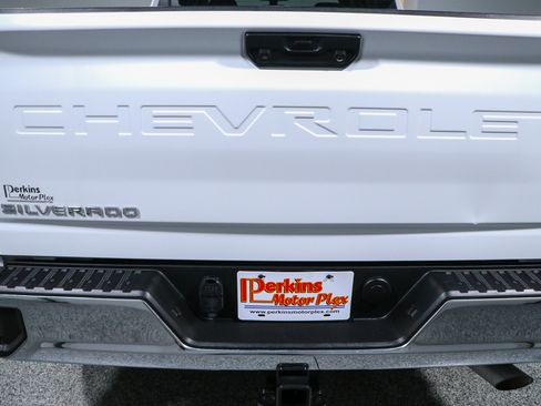 Used 2023 Chevrolet Silverado 2500 LT w/ Convenience Package AWD/4WD image 8