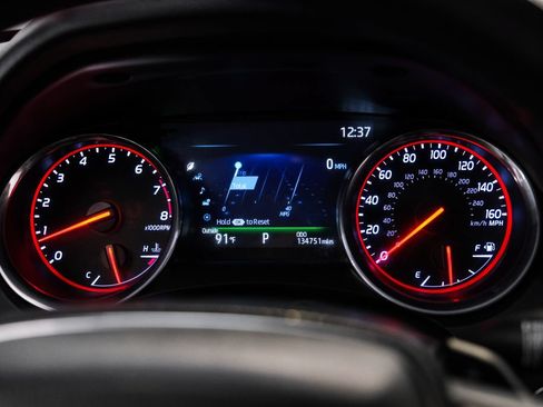 Used 2019 Toyota Camry XSE FWD image 19